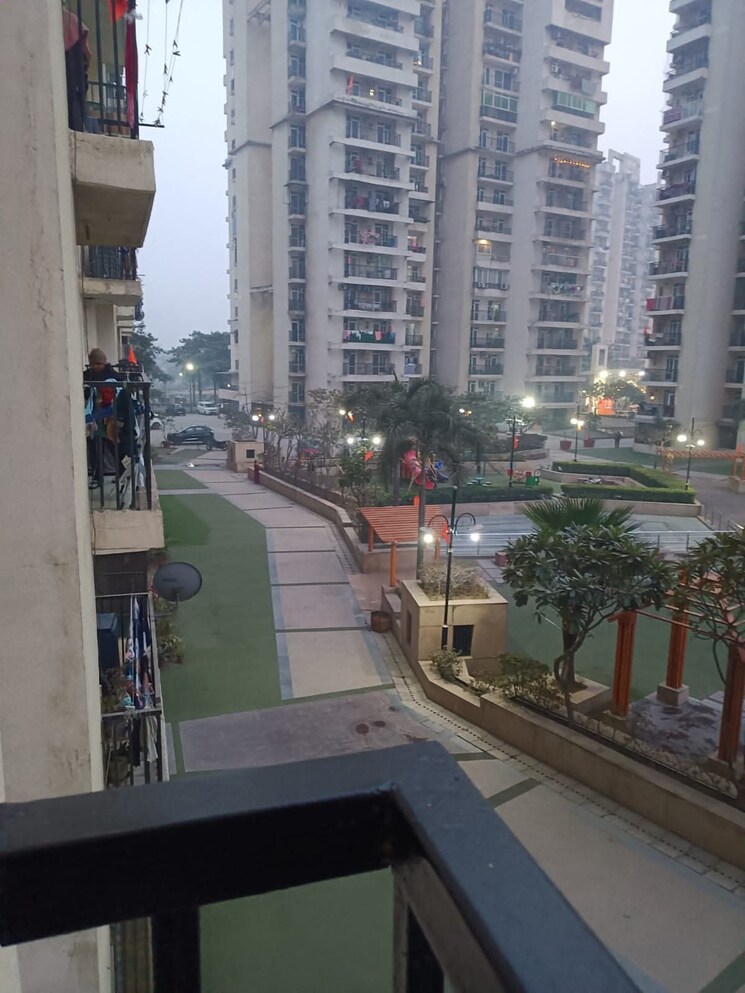 Exterior View, gaur-city-2-10th-avenue 2 Bedroom 845 Sq.Ft. Apartment In Sector 16c Greater Noida Greater Noida 9719102