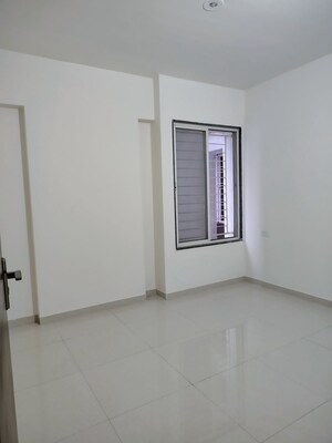 Room in 2 BHK Apartment at Saheel Itrend Life, Wakad – for Rent