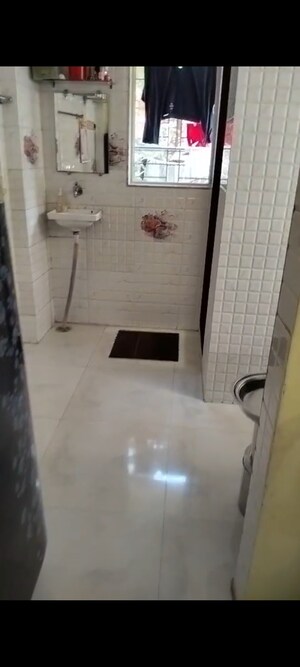 Bathroom in 1 RK Apartment at Vastu Riddhi, Jogeshwari East – for Sale