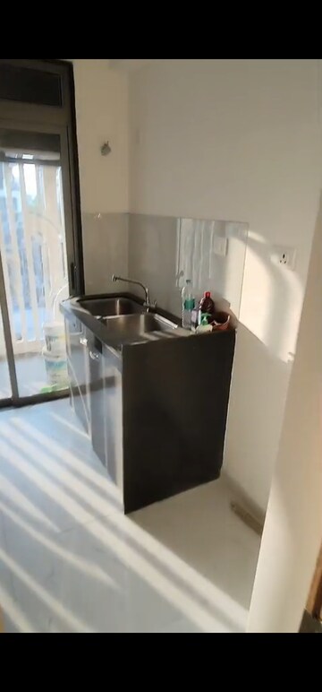 Team Area in 2 BHK Apartment at Lodha Bel Air, Jogeshwari West – for Rent