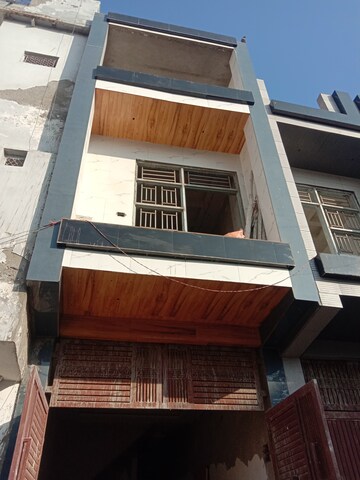 1.5 BHK Independent House – Exterior View View at Dwarka Mor - for Sale