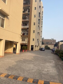 2 BHK Apartment For Sale in Aditya Royal Crescent