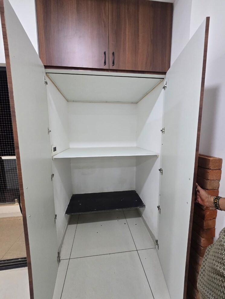 Bathroom, harni 3 Bedroom 1710 Sq.Ft. Apartment In Harni Vadodara 9719157