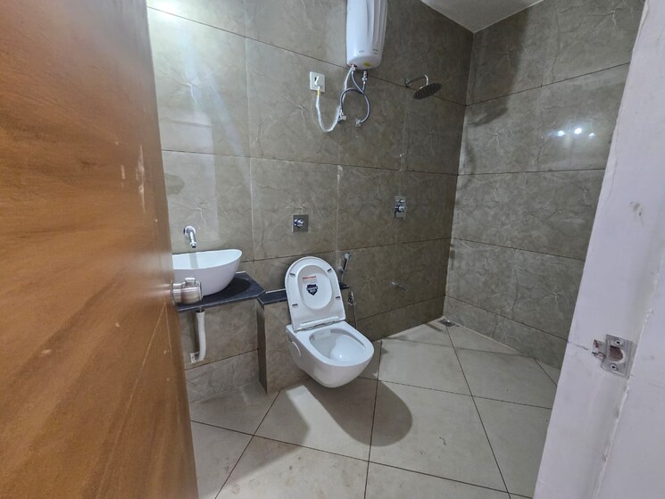 Bathroom, harni 3 Bedroom 1710 Sq.Ft. Apartment In Harni Vadodara 9719157