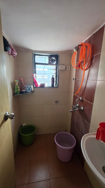 Parking in 1 RK Apartment at Hill View CHS Haware City, Haware City – for Sale