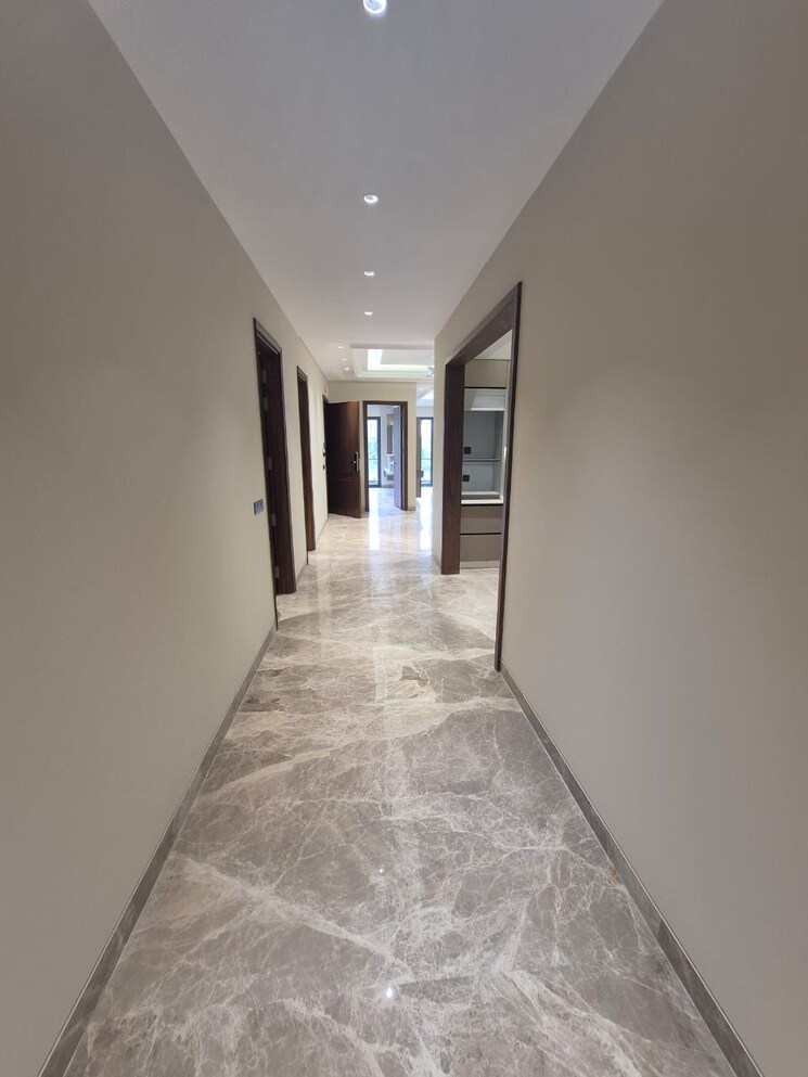 undefined, greater kailash i 3 Bedroom 500 Sq.Yd. Builder Floor In Greater Kailash I Delhi 9719185