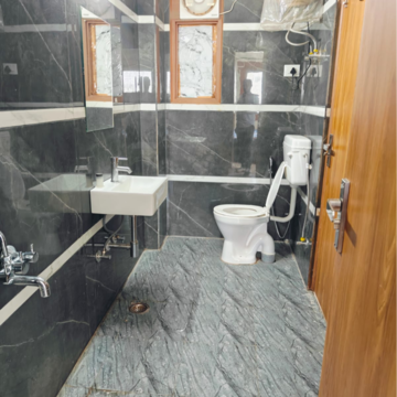 Kitchen in 1 BHK Builder Floor at Malviya Nagar – for Rent