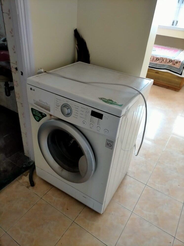 Bathroom, mantra-99-riverfront 3 Bedroom 939 Sq.Ft. Apartment In Baner Pune 9719184