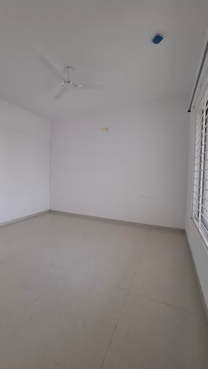 Room in 3 BHK Apartment at Pethkar Siyona, Punawale – for Rent