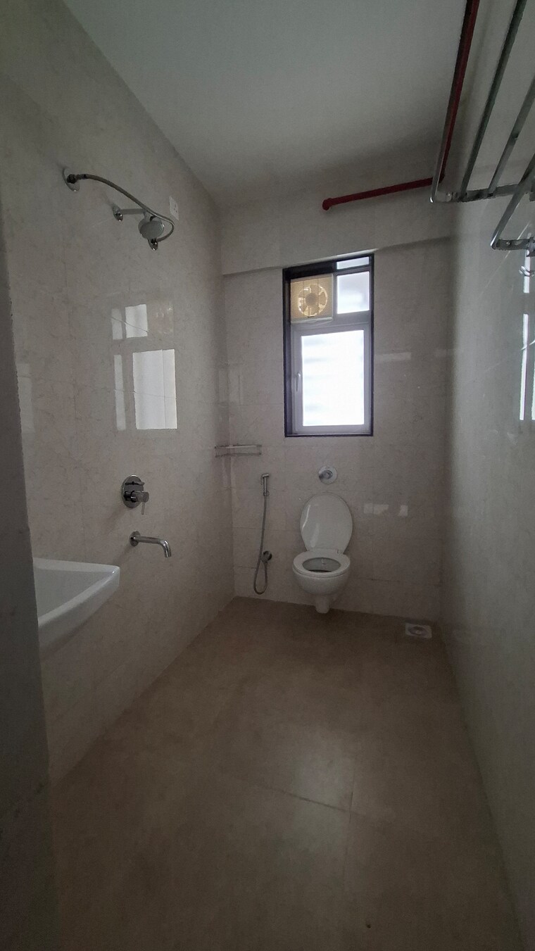 Bathroom, pethkar-siyona 3 Bedroom 1512 Sq.Ft. Apartment In Punawale Pune 9719206