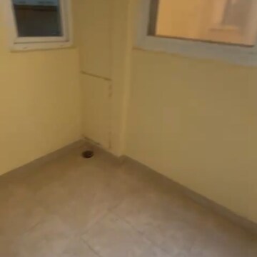 Room in 2 BHK Apartment at Paramount Floraville, Sector 137 – for Sale