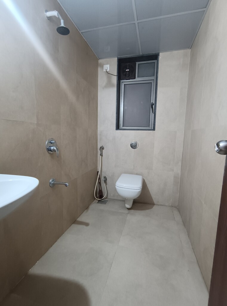 Bathroom, runwal-eirene 1 Bedroom 422 Sq.Ft. Apartment In Balkum Pada Thane 9719215