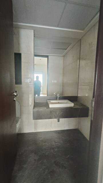 Attached Bathroom in 3 BHK Apartment at Lokhandwala Minerva Mahalaxmi, Mahalaxmi – for Rent