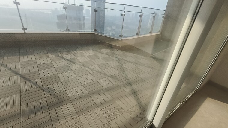 Balcony, lokhandwala-minerva-mahalaxmi 3 Bedroom 1250 Sq.Ft. Apartment In Mahalaxmi Mumbai 9719229