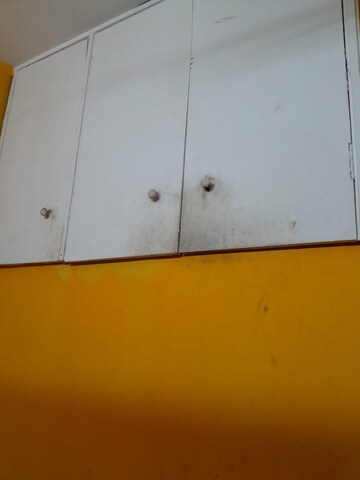 Furnished Amenities in  Shop at Borivali East – for Rent