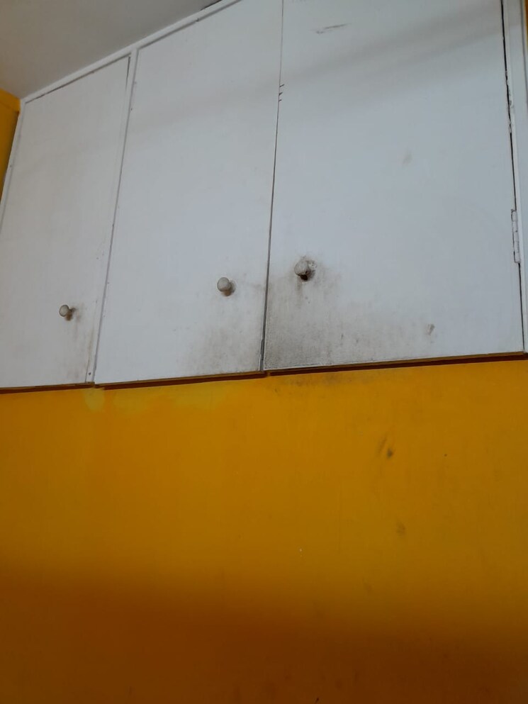 undefined, borivali east Commercial Shop 250 Sq.Ft. In Borivali East Mumbai 9719223