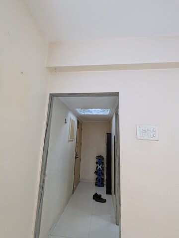 Furnished Amenities in 2 BHK Apartment at K Raheja Vihar, Powai – for Rent