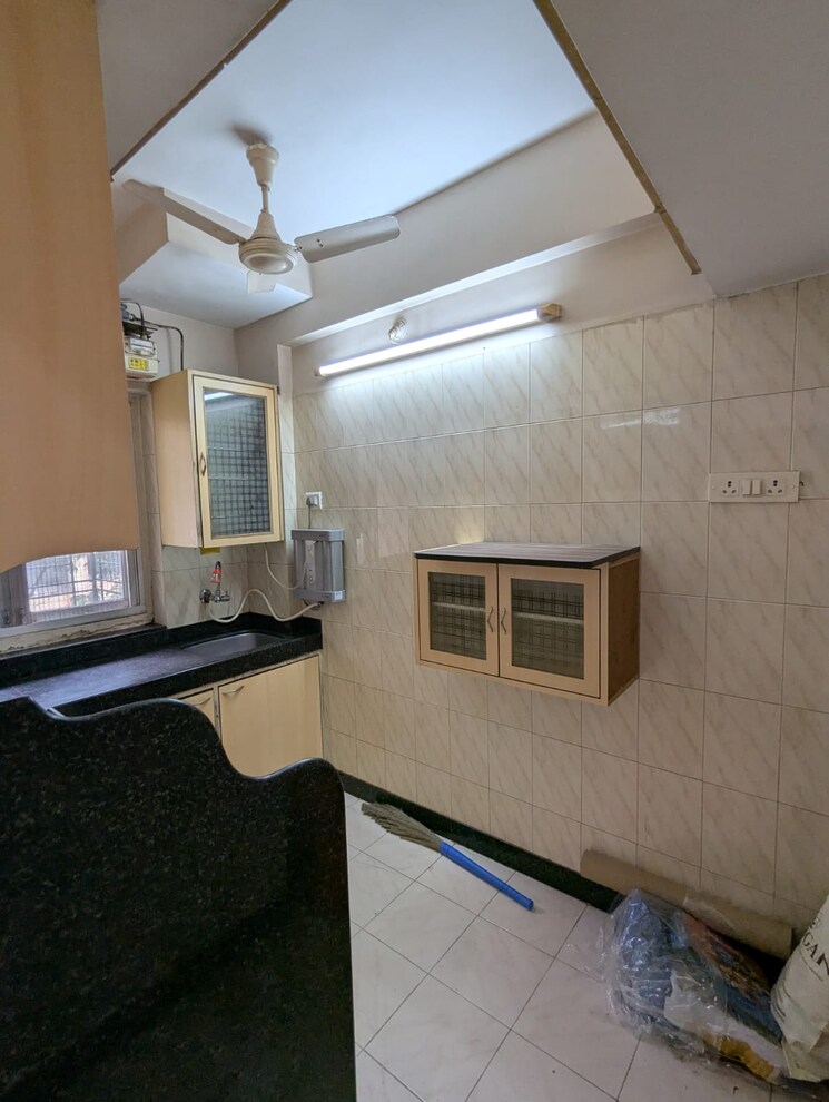 Living Room, k-raheja-vihar 2 Bedroom 600 Sq.Ft. Apartment In Powai Mumbai 9719228