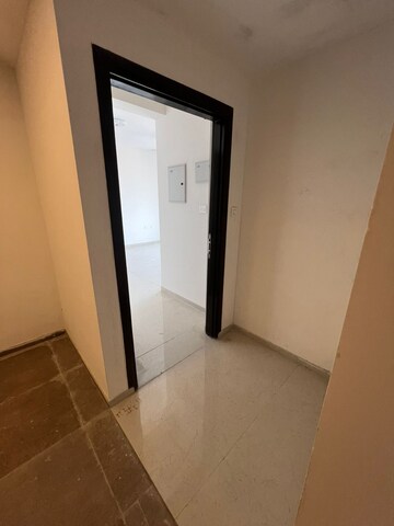 Room in 2 BHK Apartment at Rosa Manhattan, Ghodbunder Road – for Sale