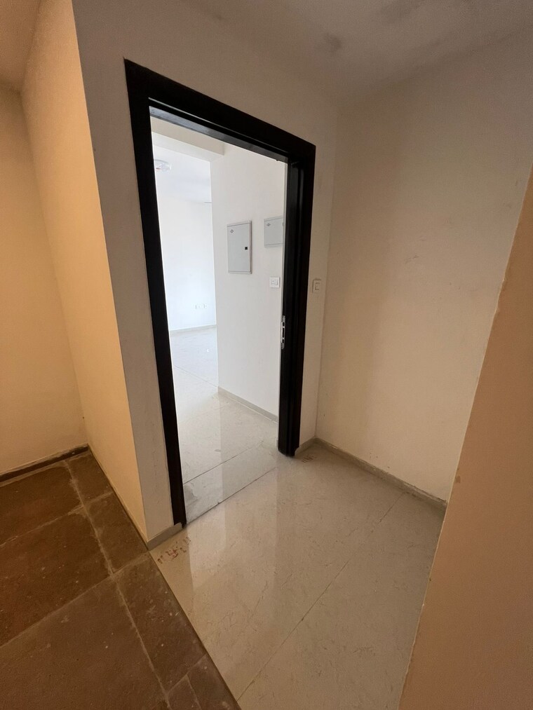 Room, rosa-manhattan 2 Bedroom 754 Sq.Ft. Apartment In Ghodbunder Road Thane 9719243