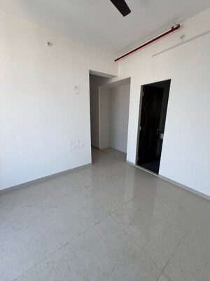 Room in 2 BHK Apartment at Rosa Manhattan, Ghodbunder Road – for Sale
