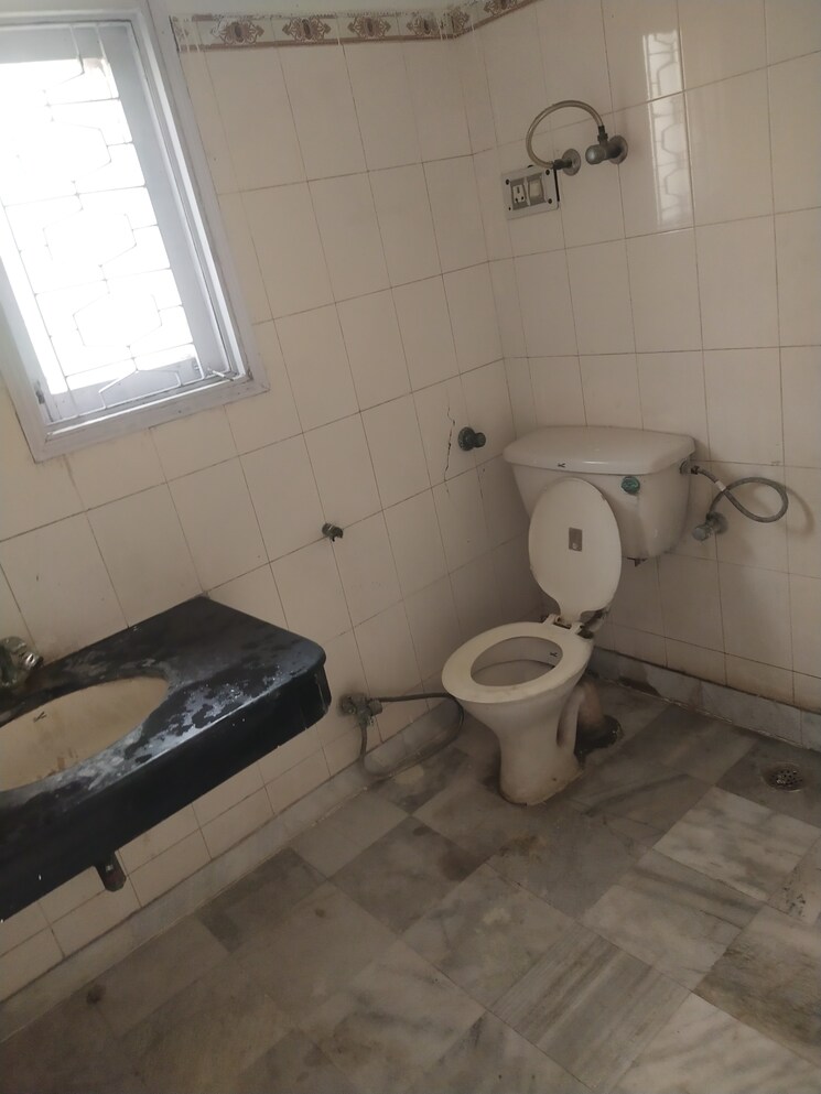 Bathroom, informatics-apartment 3 Bedroom 1350 Sq.Ft. Apartment In Pi Greater Noida Greater Noida 9719263