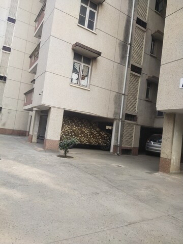 Team Area in 3 BHK Apartment at Informatics Apartment, Pi Greater Noida – for Sale