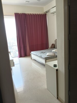 Bedroom in 3.5 BHK Apartment at Kohinoor Square Altissimo, Dadar West – for Sale