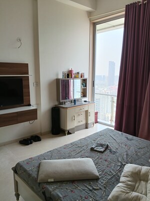 Living Room in 3.5 BHK Apartment at Kohinoor Square Altissimo, Dadar West – for Sale