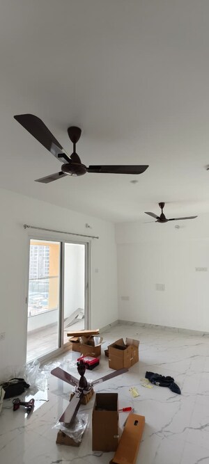 Furnished Amenities in 2 BHK Apartment at A And A Breeza, Koregaon Park – for Rent