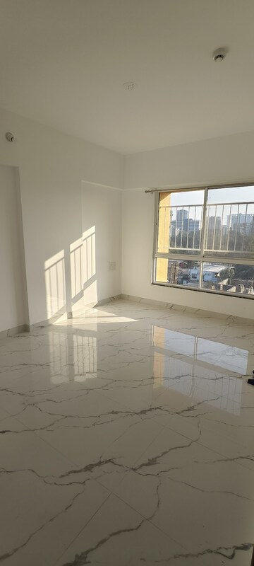 Room in 2 BHK Apartment at A And A Breeza, Koregaon Park – for Rent