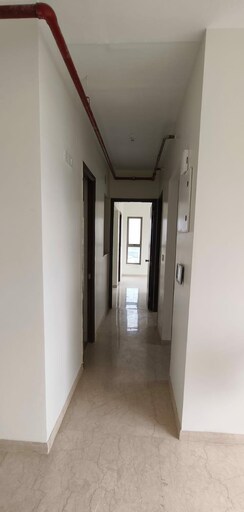 2 BHK Apartment For Sale in Kalpataru Paramount
