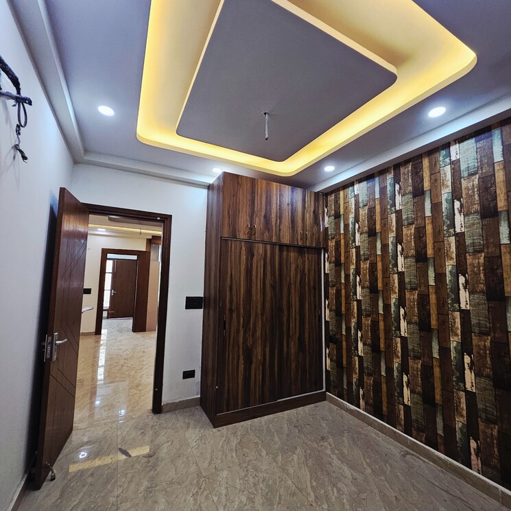 Balcony, bptp-park-81 3.5 Bedroom 220 Sq.Yd. Builder Floor In Sector 81 Faridabad 8182992