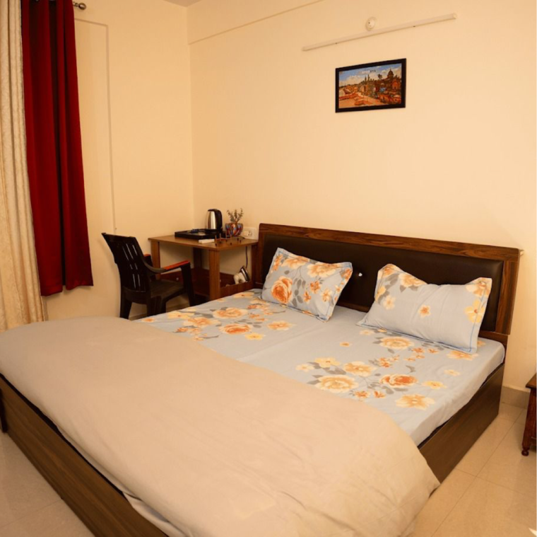 Bedroom, gomti nagar Pg For Girls In Gomti Nagar 9719305