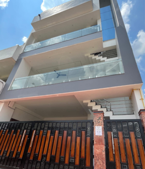  Pg For Rent in Gomti Nagar