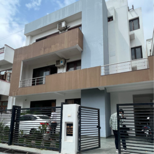  Pg For Rent in Gomti Nagar