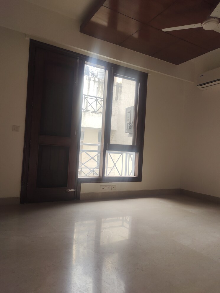 undefined, new friends colony 4 Bedroom 4500 Sq.Ft. Builder Floor In New Friends Colony Delhi 9719315