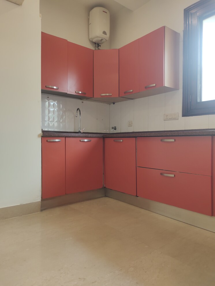 undefined, new friends colony 4 Bedroom 4500 Sq.Ft. Builder Floor In New Friends Colony Delhi 9719315