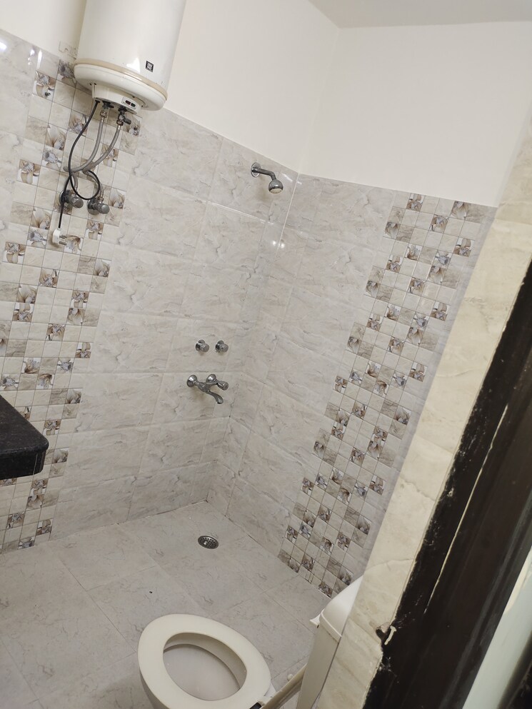 undefined, lajpat nagar iii 1 RK 500 Sq.Ft. Builder Floor In Lajpat Nagar Iii Delhi 9719322