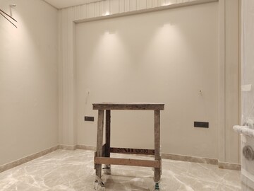 Room in 4 BHK Builder Floor at Greater Kailash ii – for Sale