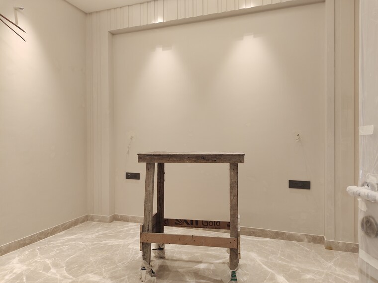 Room, greater kailash ii 4 Bedroom 2500 Sq.Ft. Builder Floor In Greater Kailash ii Delhi 9719325