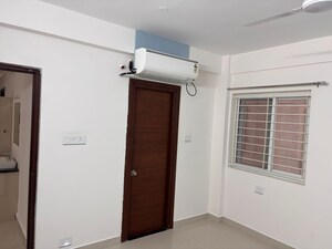 Room in 3 BHK Apartment at Prestige Tranquil, Kokapet – for Rent
