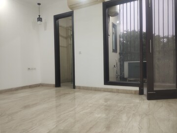 Room in 4 BHK Builder Floor at Greater Kailash I – for Sale