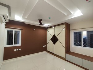 Room in 3 BHK Apartment at Prestige Beverly Hills, Kokapet – for Rent