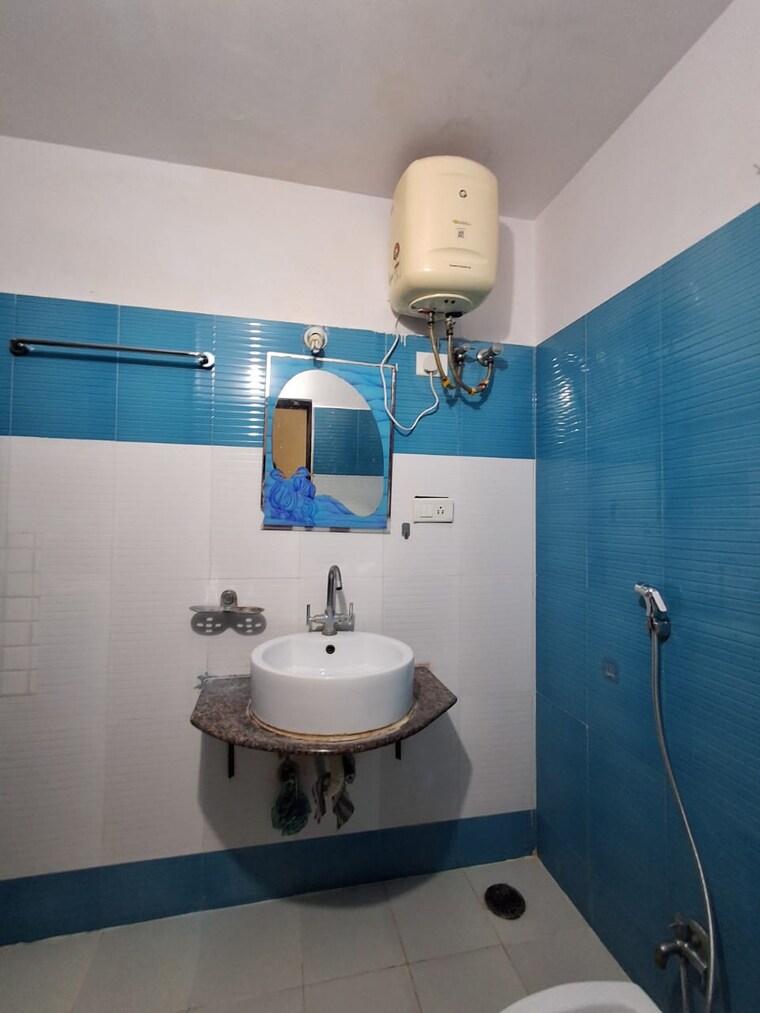 Bathroom, maphar-calyx 3 Bedroom 1758 Sq.Ft. Apartment In Kondapur Hyderabad 9719332