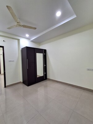 Room in 3 BHK Apartment at Maphar Calyx, Kondapur – for Rent
