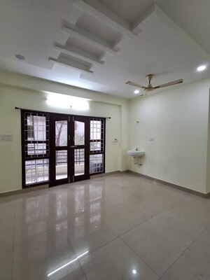 Room in 3 BHK Apartment at Maphar Calyx, Kondapur – for Rent