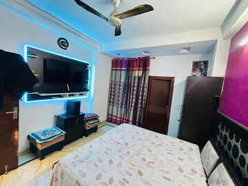Bedroom in 3 BHK Builder Floor at Shastri Nagar – for Sale