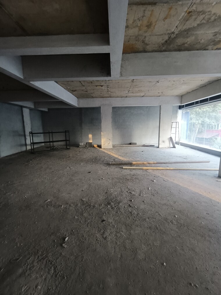  Parking, indiranagar Commercial Showroom 2300 Sq.Ft. In Indiranagar Bangalore 9719354