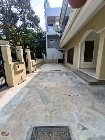 Parking in  Co-working Space at New Thippasandra – for Rent